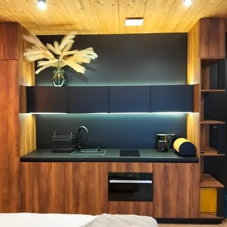 833 Npm Aparthotel